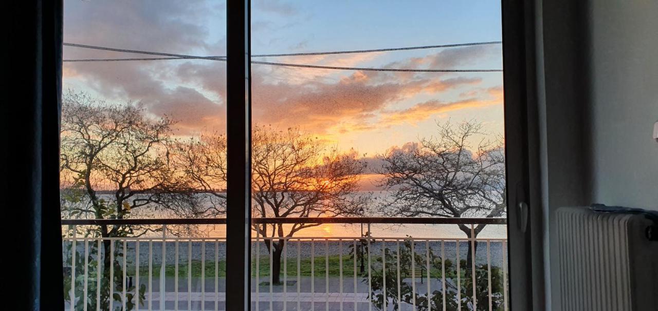 Nafpaktos Beach House Sea View Apartment First Floor מראה חיצוני תמונה