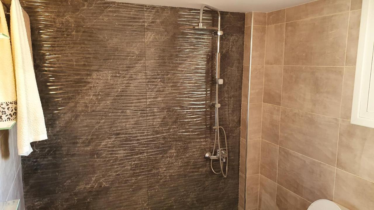Nafpaktos Beach House Sea View Apartment First Floor מראה חיצוני תמונה