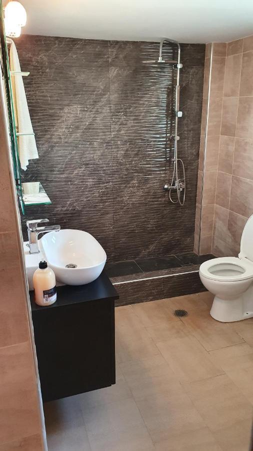 Nafpaktos Beach House Sea View Apartment First Floor מראה חיצוני תמונה
