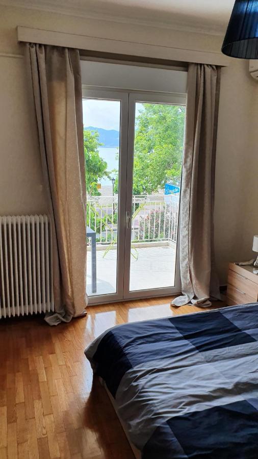 Nafpaktos Beach House Sea View Apartment First Floor מראה חיצוני תמונה